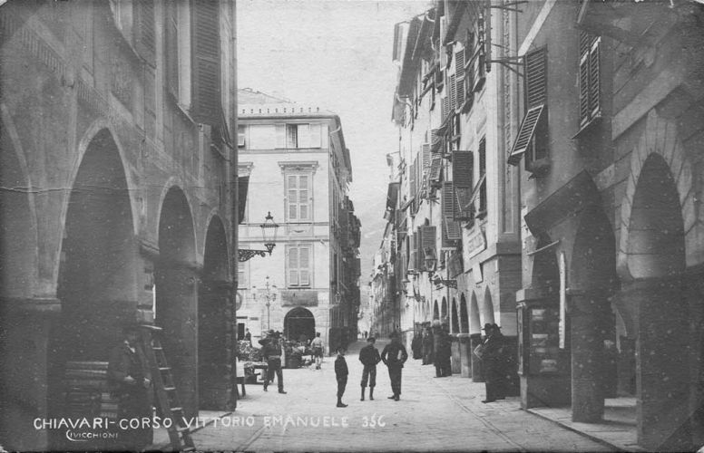 Chiavari 1905: Corso Vittorio Emanuele, Carugio Drito - photo by Riccardo Penna